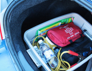 Agape Auto Roadside Emergency Kit